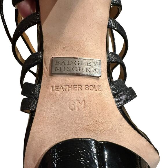 Badgley Mischka Black Patent Leather and Silver Strappy High Heels in a Womens 6 - Picture 7 of 8